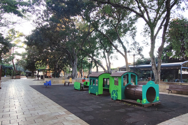 train station's park birkirkara