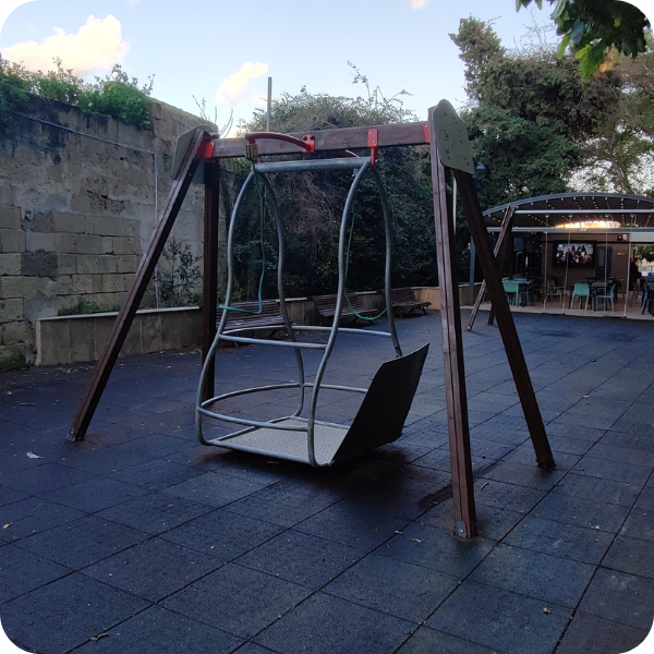 train station's park birkirkara